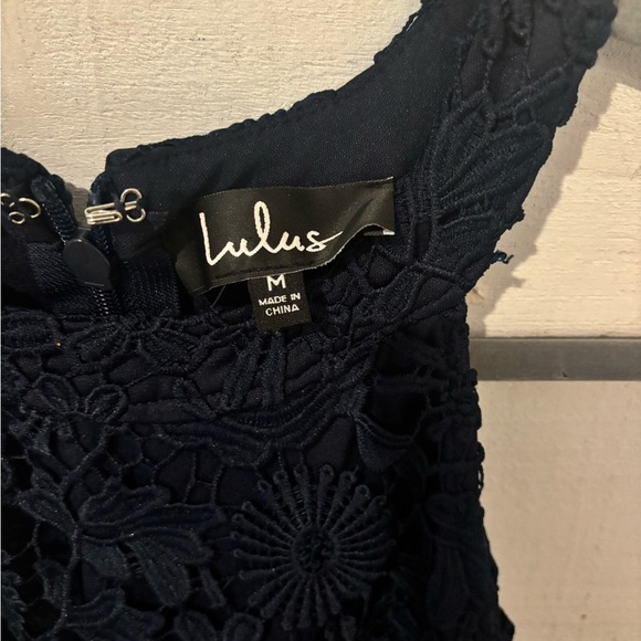 Lulu's NWT Halter Sheath Navy Dress with lace overlay . - Picture 4 of 11